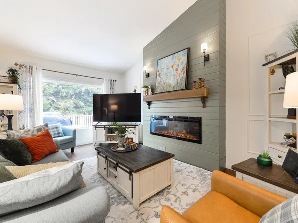 50 Grandview Rdg, Saint Albert, AB T8N 1T3