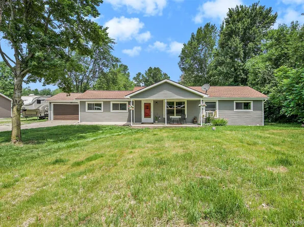 10225 Talladay Rd, Willis, MI 48191