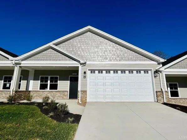 135 Lockridge Ln, Lynchburg, VA 24502