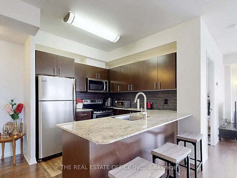 25 Cole St #1501 — Photo 4