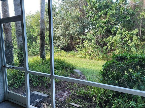 5th image of 1616 SE Green Acres Cir APT M103
