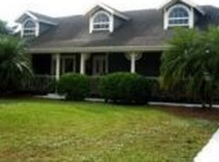 20820 Pine Tree Ln, Estero, FL 33928