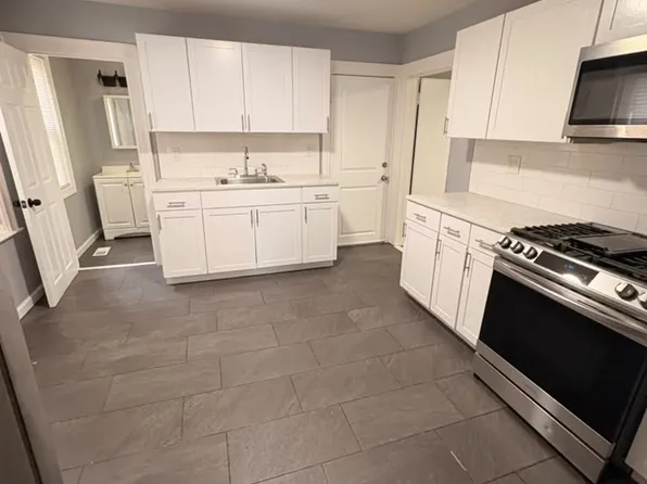 836 Congress Ave #1, New Haven, CT 06519