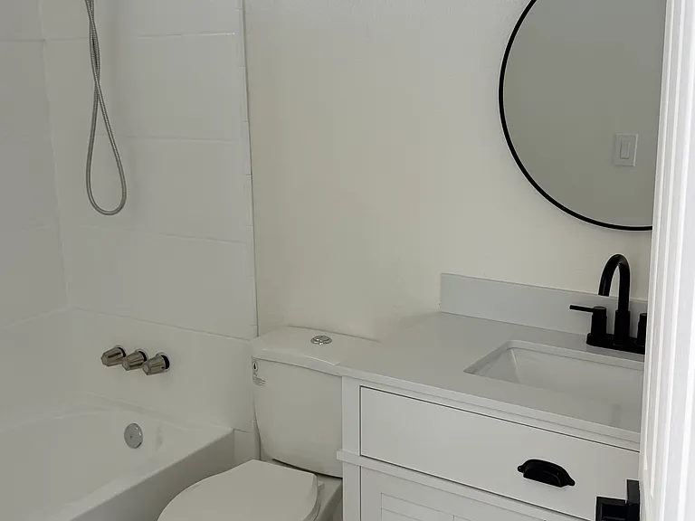 7339 Van Maren Ln — Photo 10