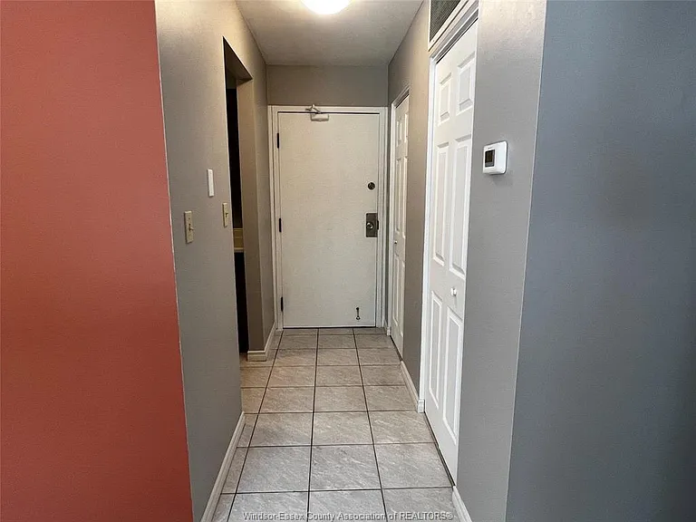 3875 Tecumseh Rd E #3 — Photo 24