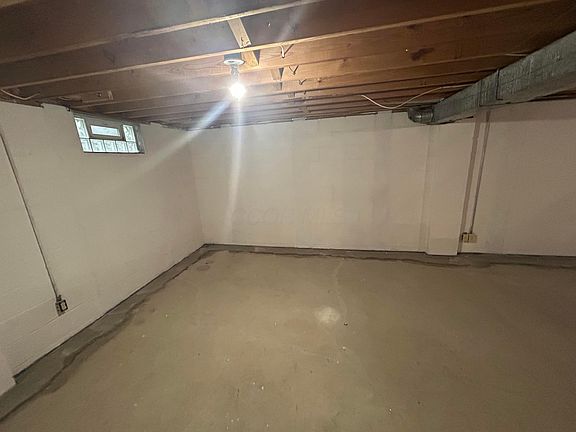 4th image of 8715 Ripton Dr