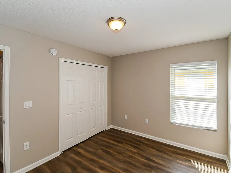 10267 Normanwood Ct — Photo 14