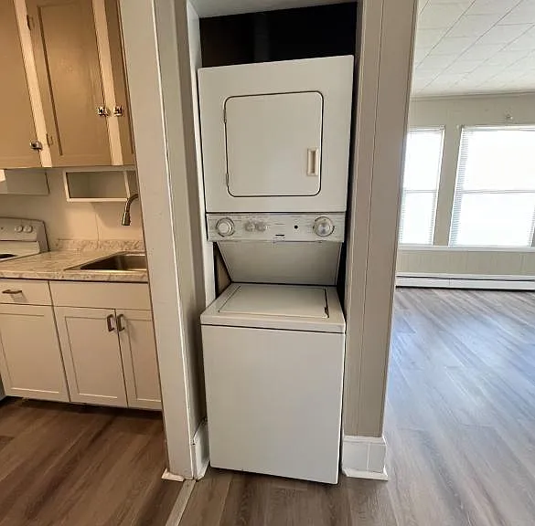 62 Jefferson St #3R — Photo 5