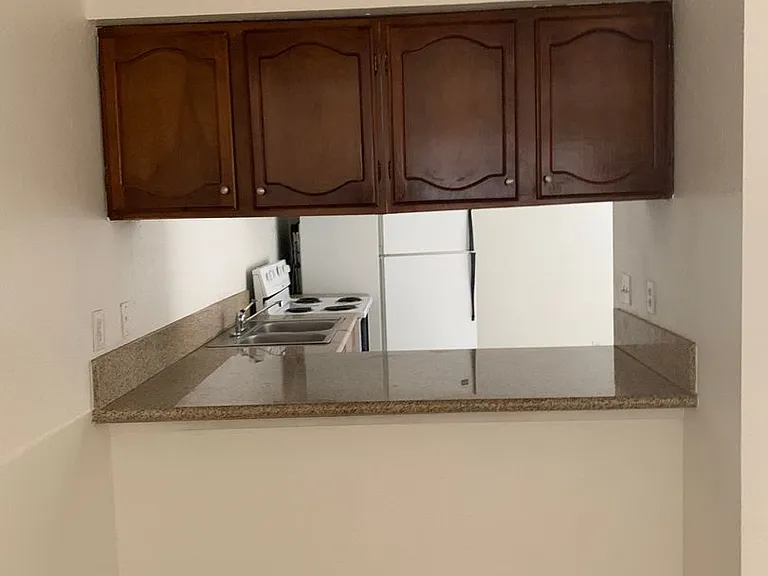 5148 Greene Ln #C — Photo 12