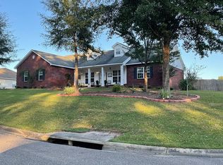 100 Littleleaf Ct, Dothan, AL 36301