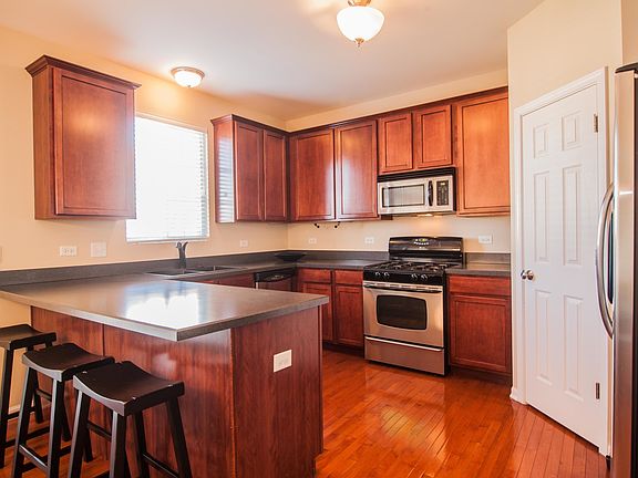 4th image of 1949 Oxley Cir #1949