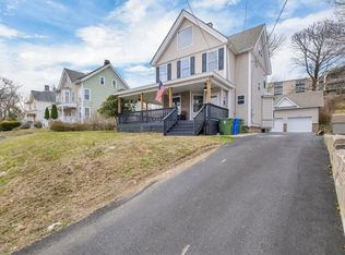 23 Beacon St, Middletown, NY 10940