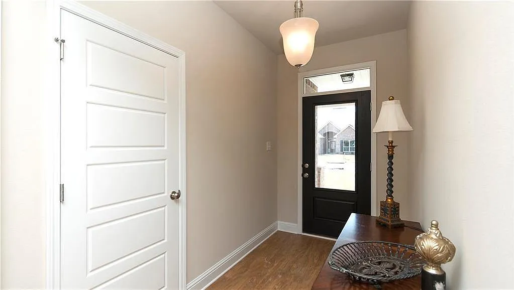 Building Photo - 10517 Sand Dune Ave