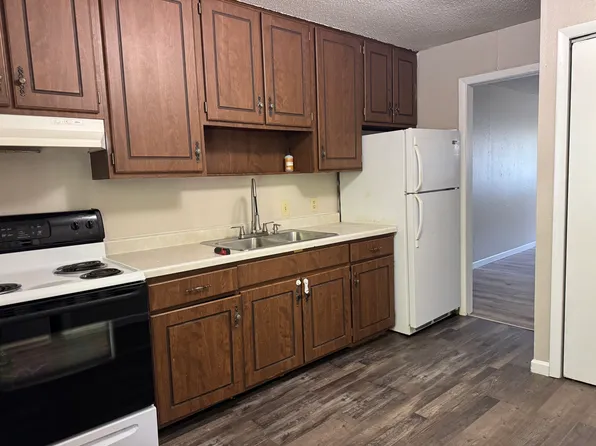 11513 & 29 W Cypress Dr #1, Carbondale, IL 62901