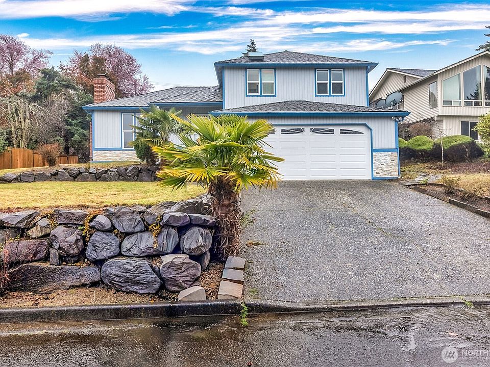 1st image of 2702 Cedar Avenue S