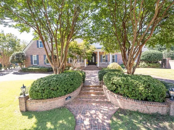 3431 Lake Pointe Dr, Memphis, TN 38125