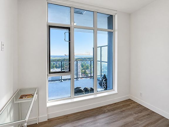 4th image of 6511 Sussex Ave #1804