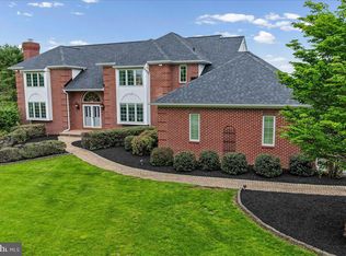 296 Hickory Dr, Kennett Square, PA 19348