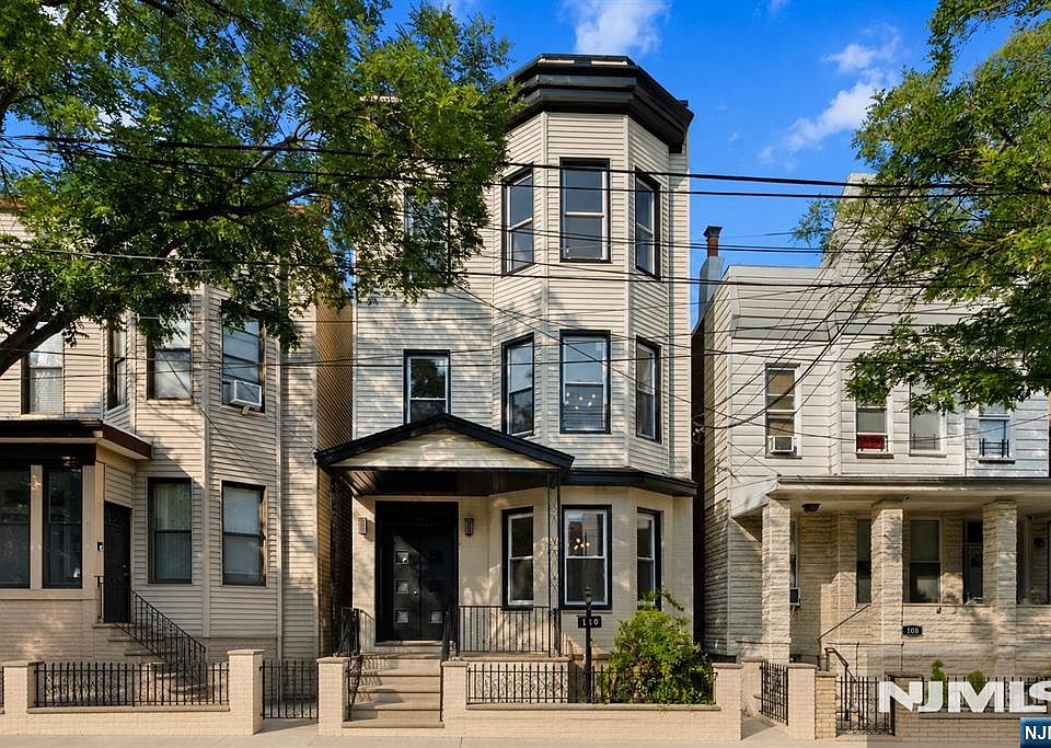 1st image of 110 Maple #1
