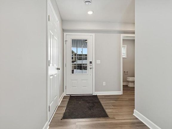 3rd image of 9478 Bridle Way