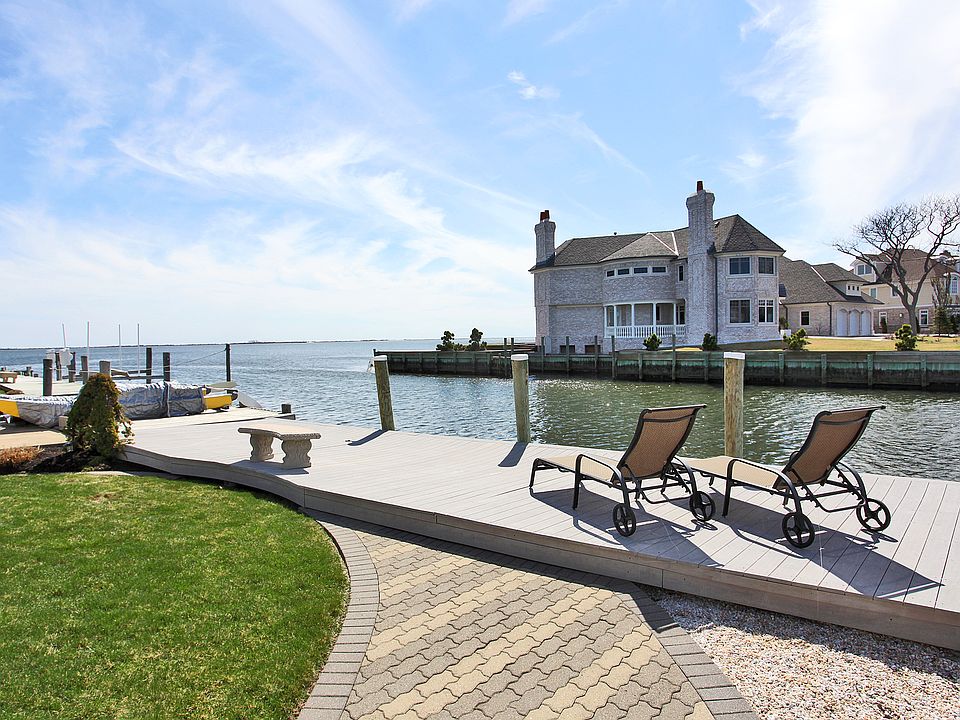116 Bayview Ave, Babylon, NY 11702 Zillow