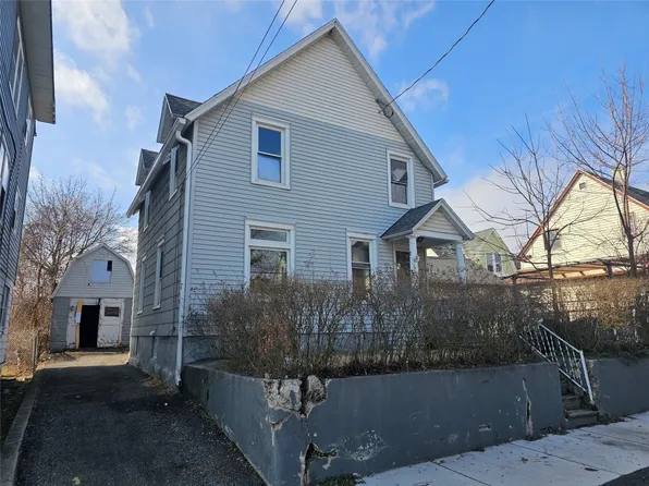 10 Johnson St, Johnson City, NY 13790