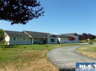 12 Frank Rd, Sequim, WA 98382