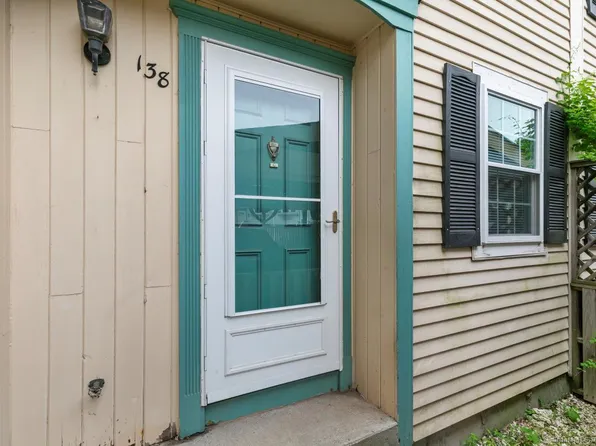 138 Rising Trail Drive #138, Middletown, CT 06457