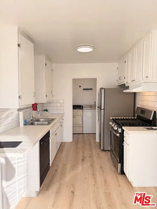 3 bed, 2.0 bath, 1500 sqft, $4,350 — Photo 4