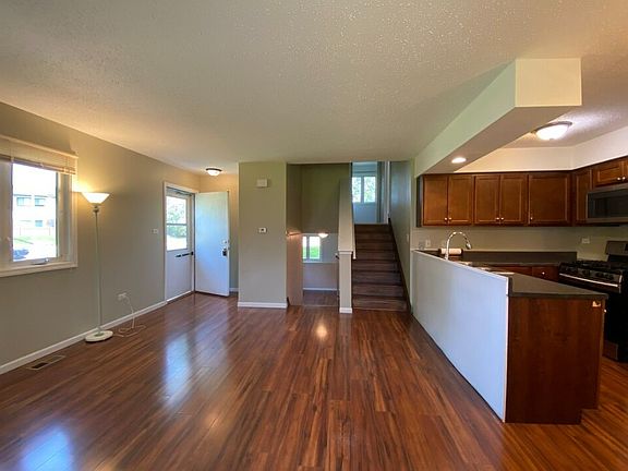 3rd image of 950 Inverrary Ln