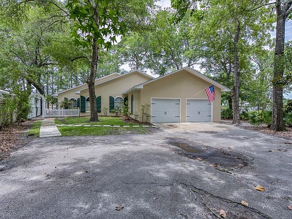 2nd image of 70 Driscoll Dr