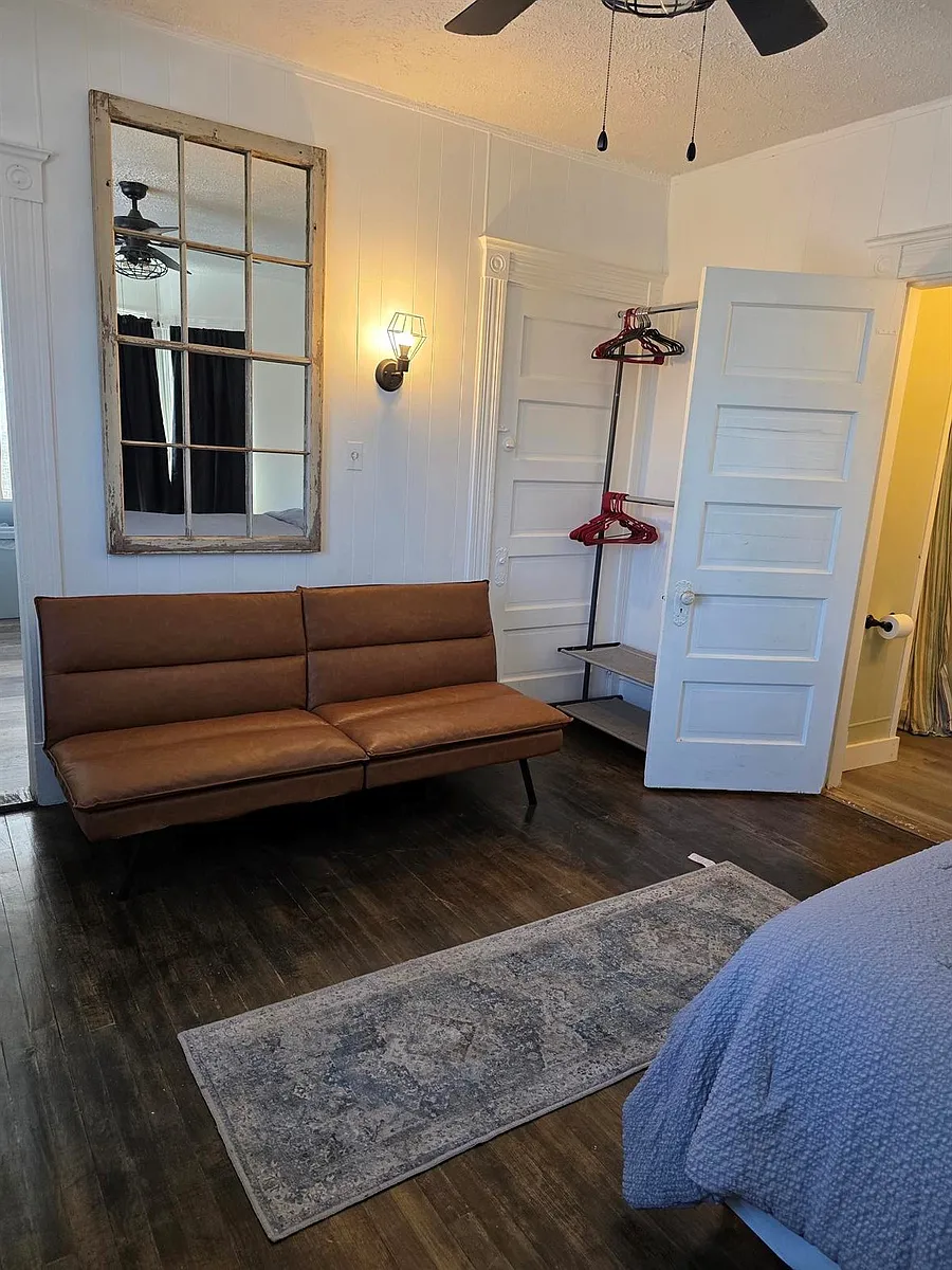 Building Photo - 343 Pine St #4