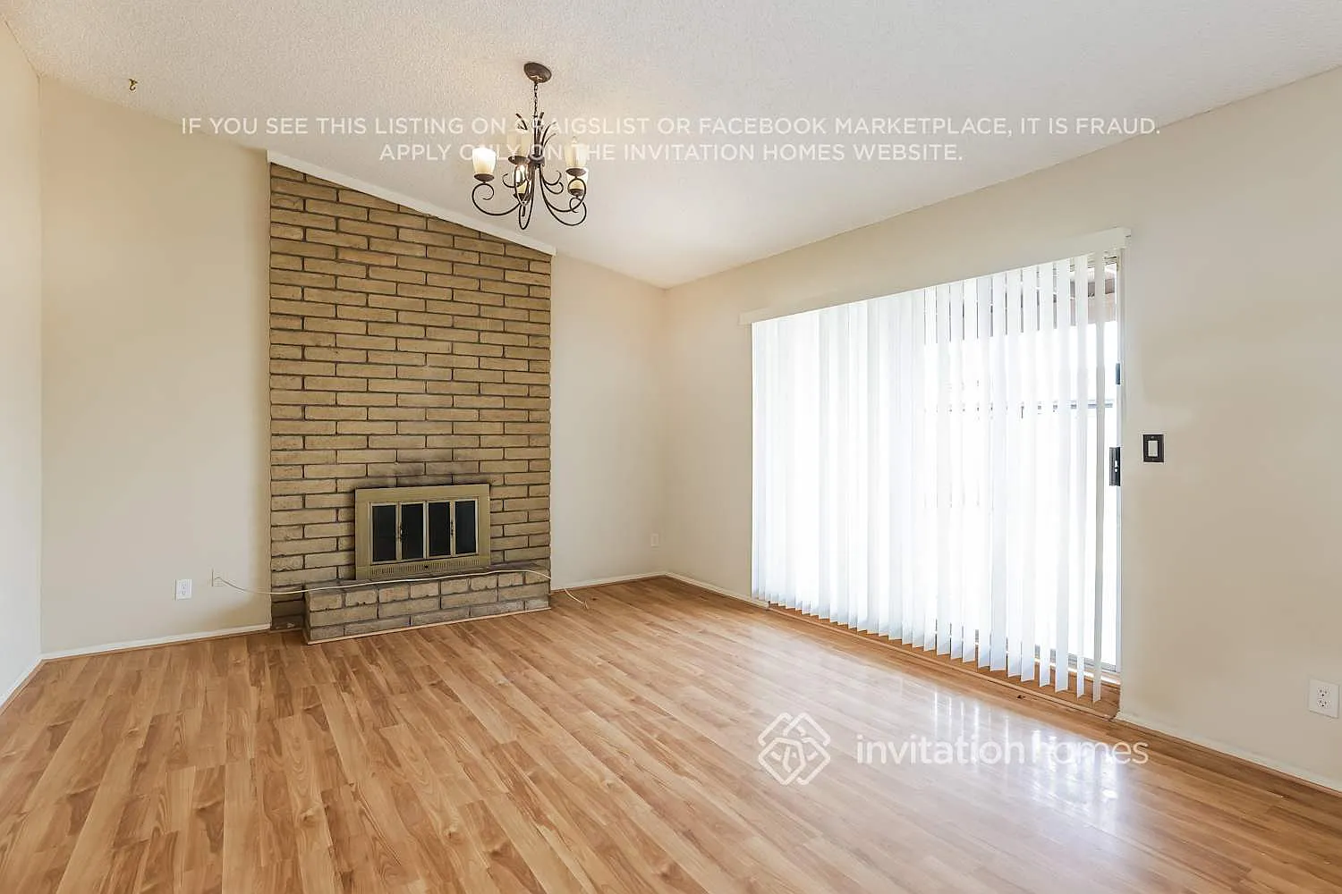 1643 W Muriel Dr Phoenix, AZ 85023 — Photo 4