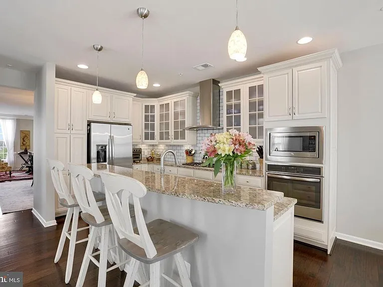 23792 Hopewell Manor Ter — Photo 20