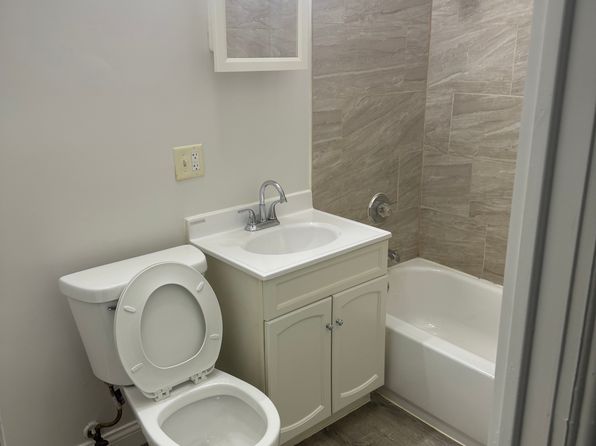 13502 S Brandon Ave #1F