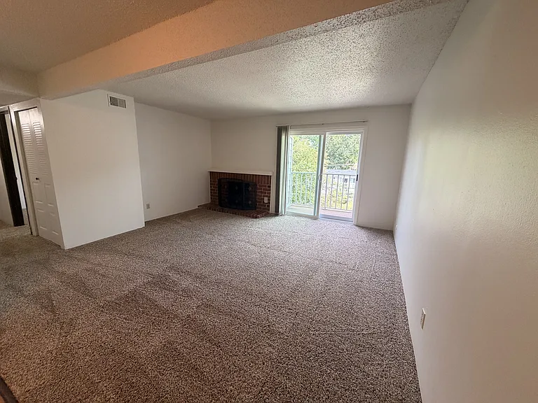 Winding Hills Apartments — Photo 113