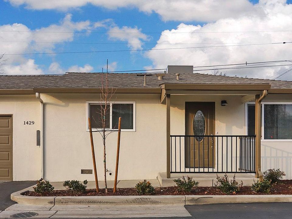 1st image of 1419 Holly Dr