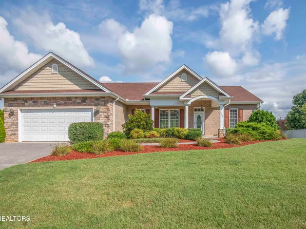 2144 Bryson Ct, Sevierville, TN 37876