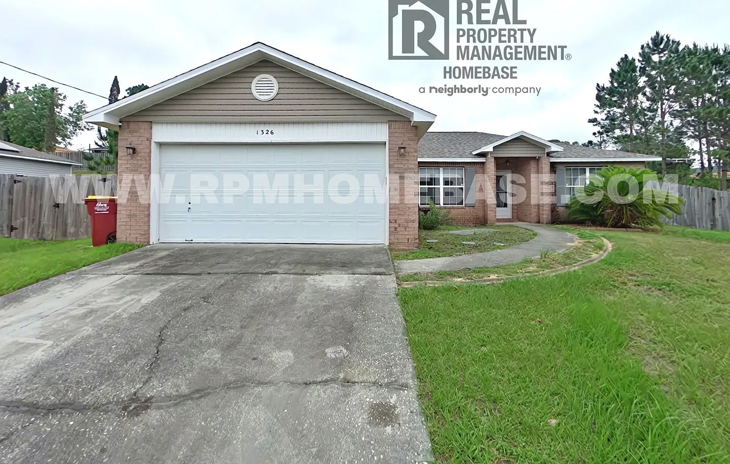 Charming Pet-Friendly Home with Fresh Updates in South Crestview — Photo 1
