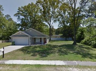 725 S 6th St, Jesup, GA 31545