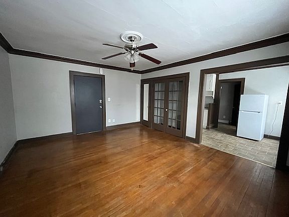 2nd image of 4448 Virginia Ave APT 10