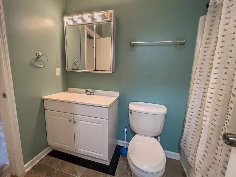 104 Stephen Ct — Photo 14