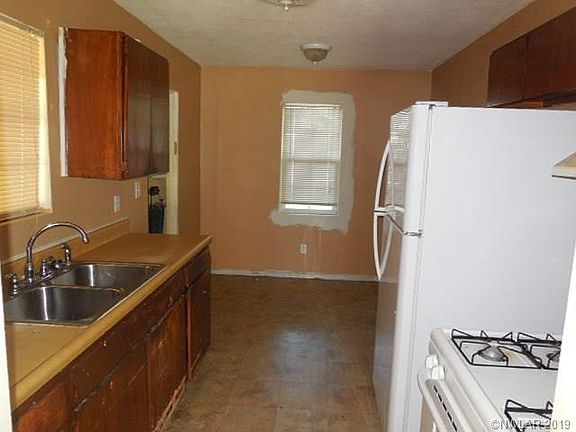 2nd image of 1130 Englemeade Dr