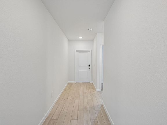 5th image of 14417 SW New Dawn Road