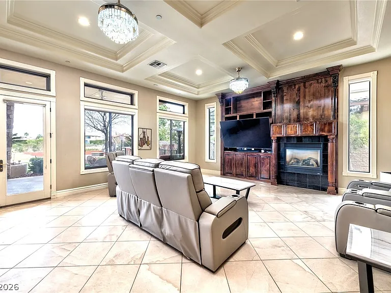 1581 Villa Rica Dr — Photo 5