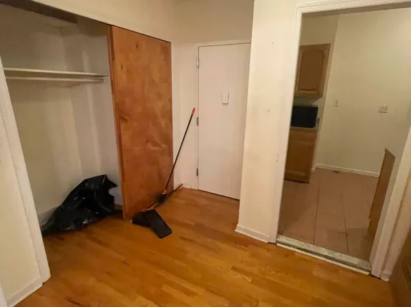 24-60 27th Street image 10 of 10