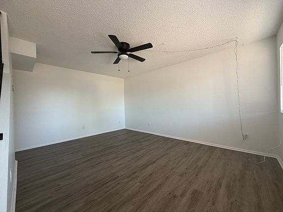 2nd image of 901 E Claremont St APT 4
