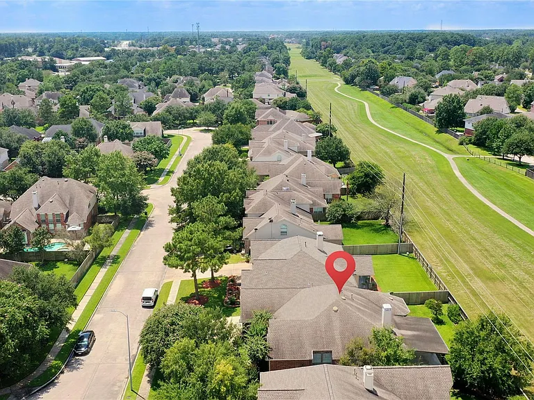 9026 Robinhoods Well Dr — Photo 46