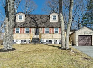 40 Juniper St, Billerica, MA 01821