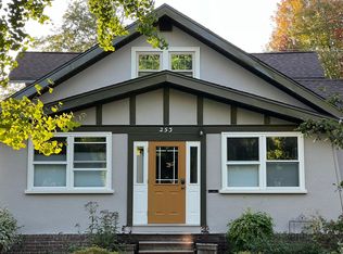 253 Macalester St, Saint Paul, MN 55105